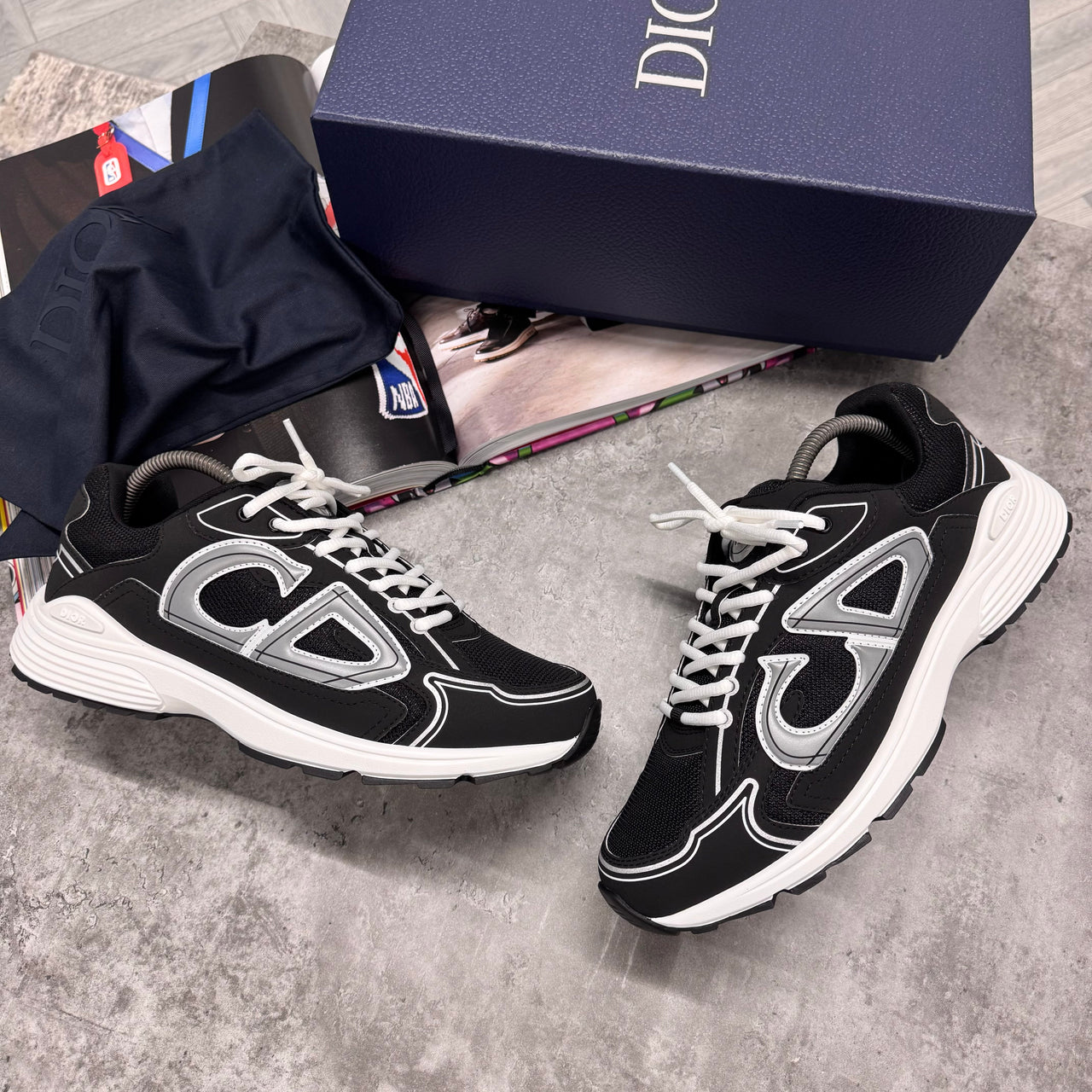 B30 TRAINER - BLACK / WHITE