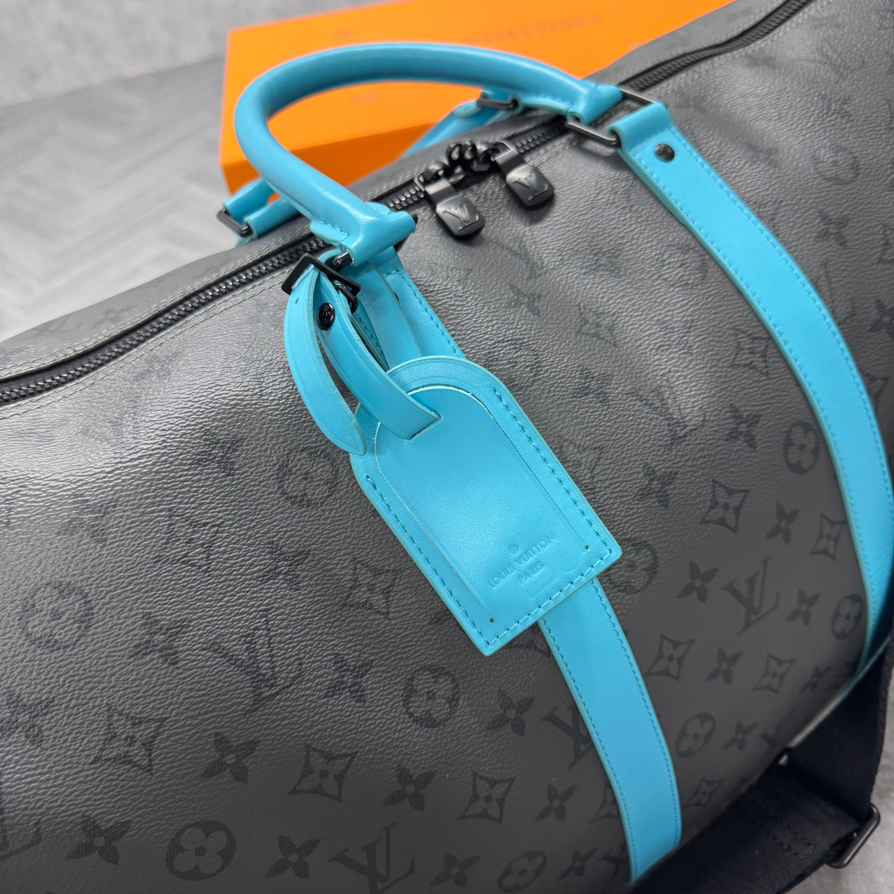 LVE DUFFEL BAG (55) - GREY / AQUA