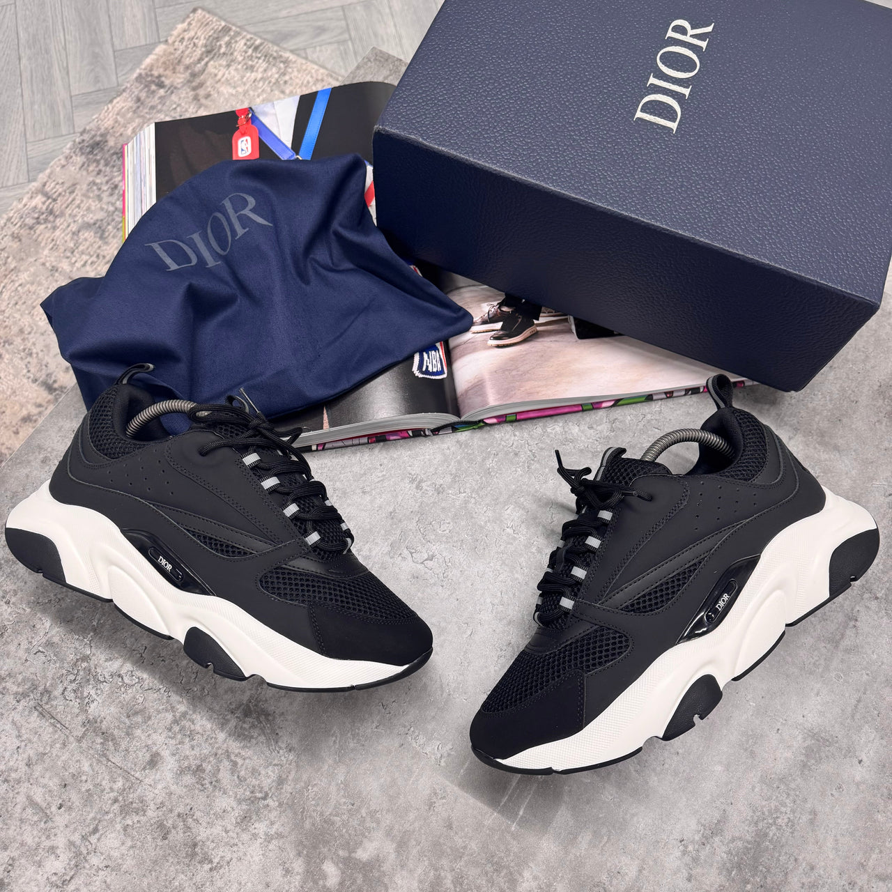 (PRE ORDER) B22 TRAINER - BLACK / WHITE