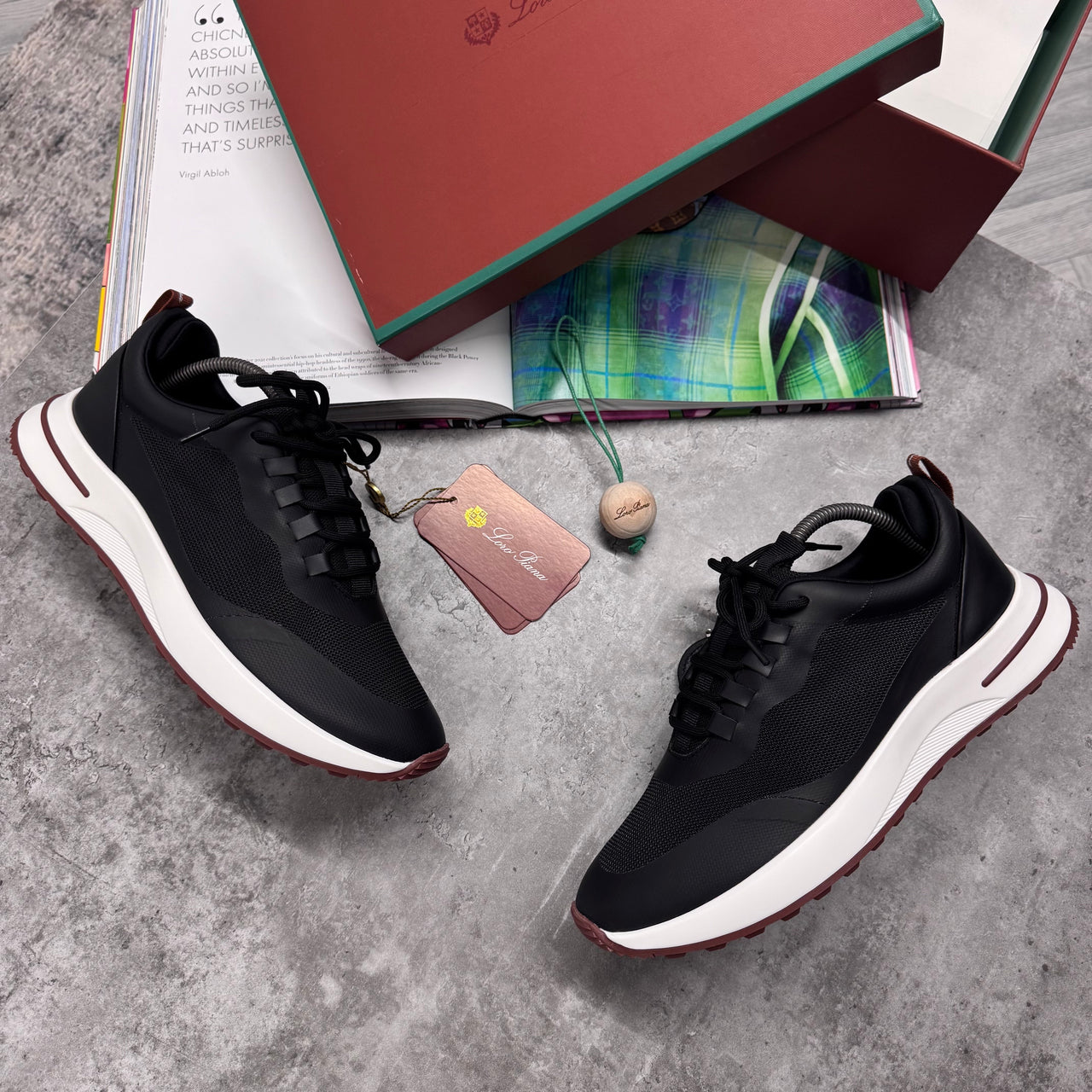 (PRE ORDER) LORO RUNNER TRAINER - BLACK