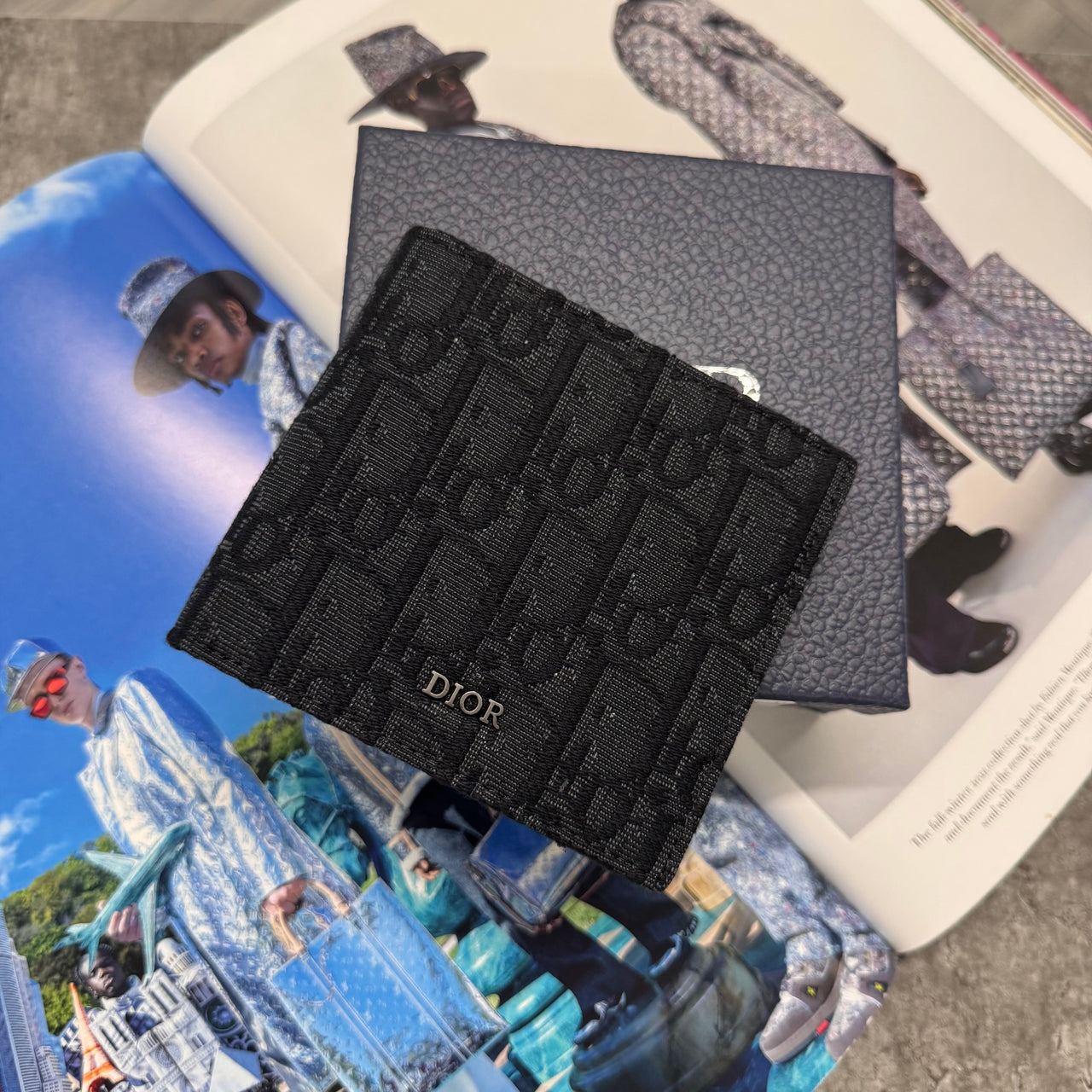 (PRE ORDER) CD OBLIQUE WALLET - BLACK