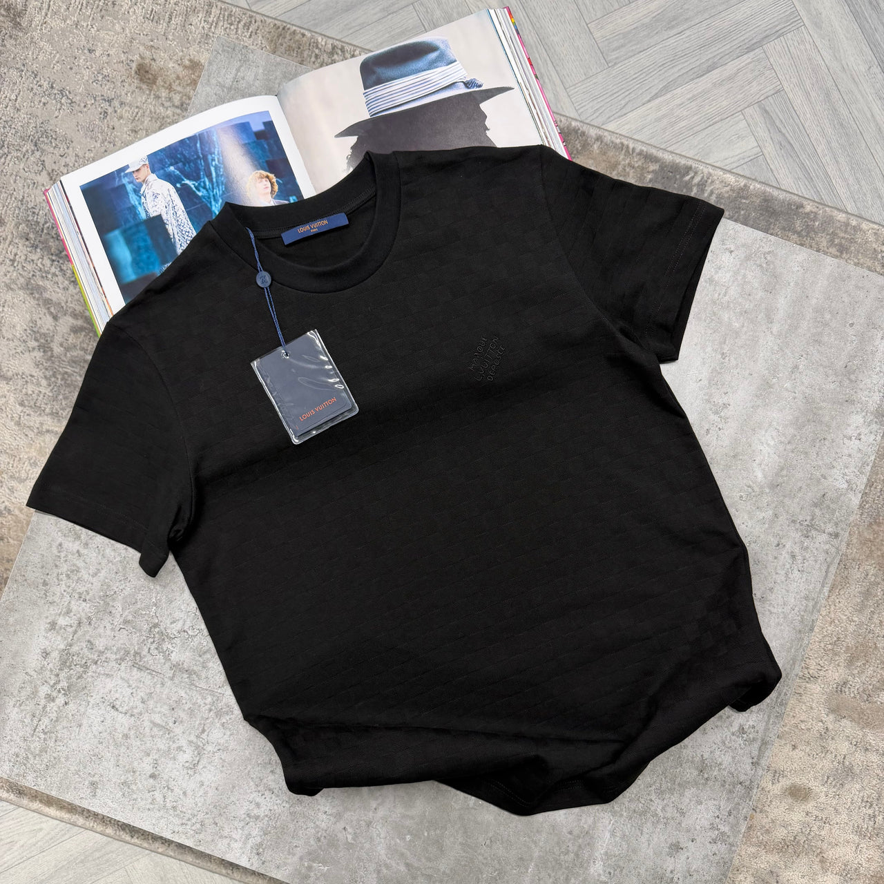LVE DAMIER T SHIRT - BLACK