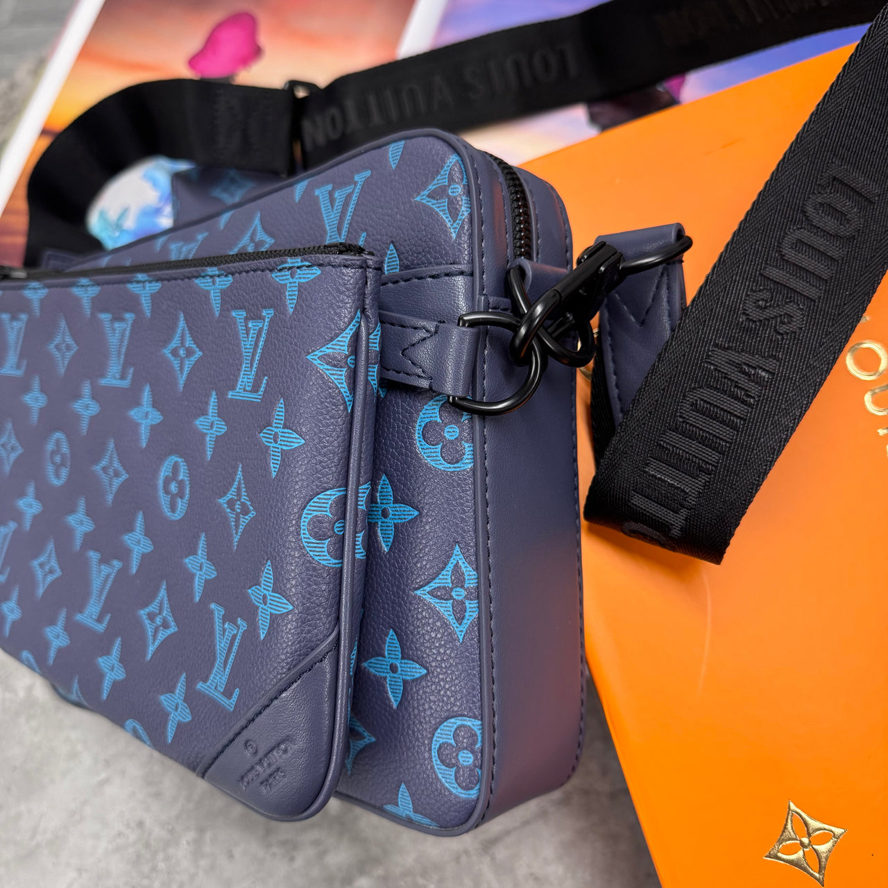 (PRE ORDER) LVE TRIO BAG - NAVY / BLUE
