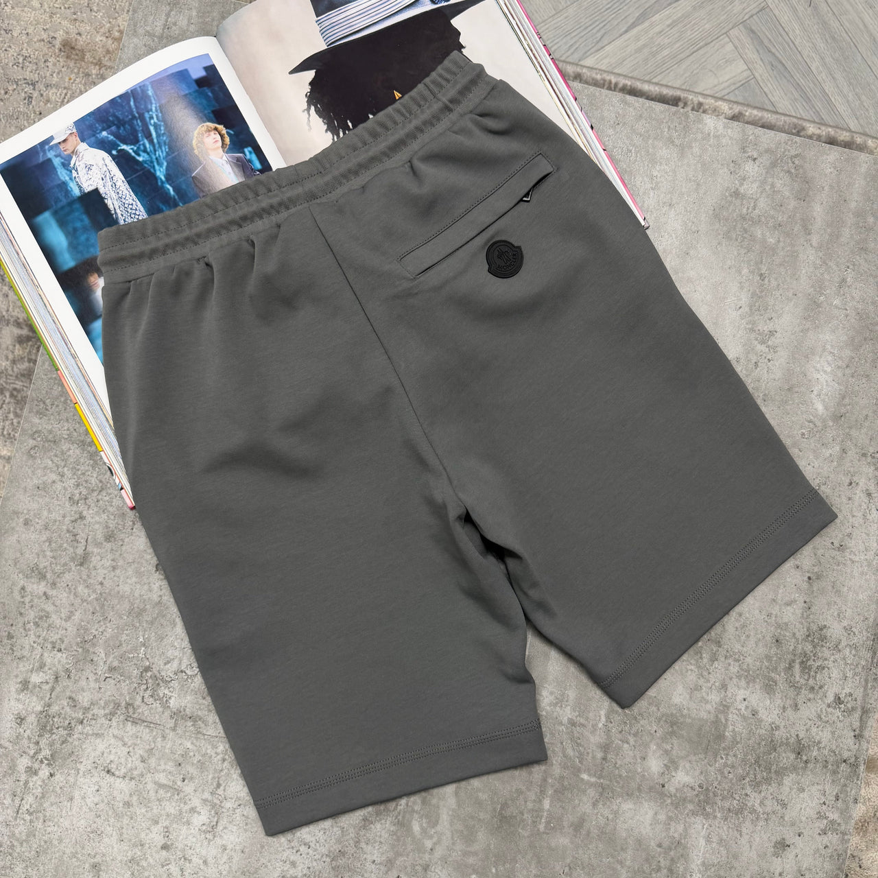 MNCLR SPLIT LOGO COTTON SHORTS - CHARCOAL