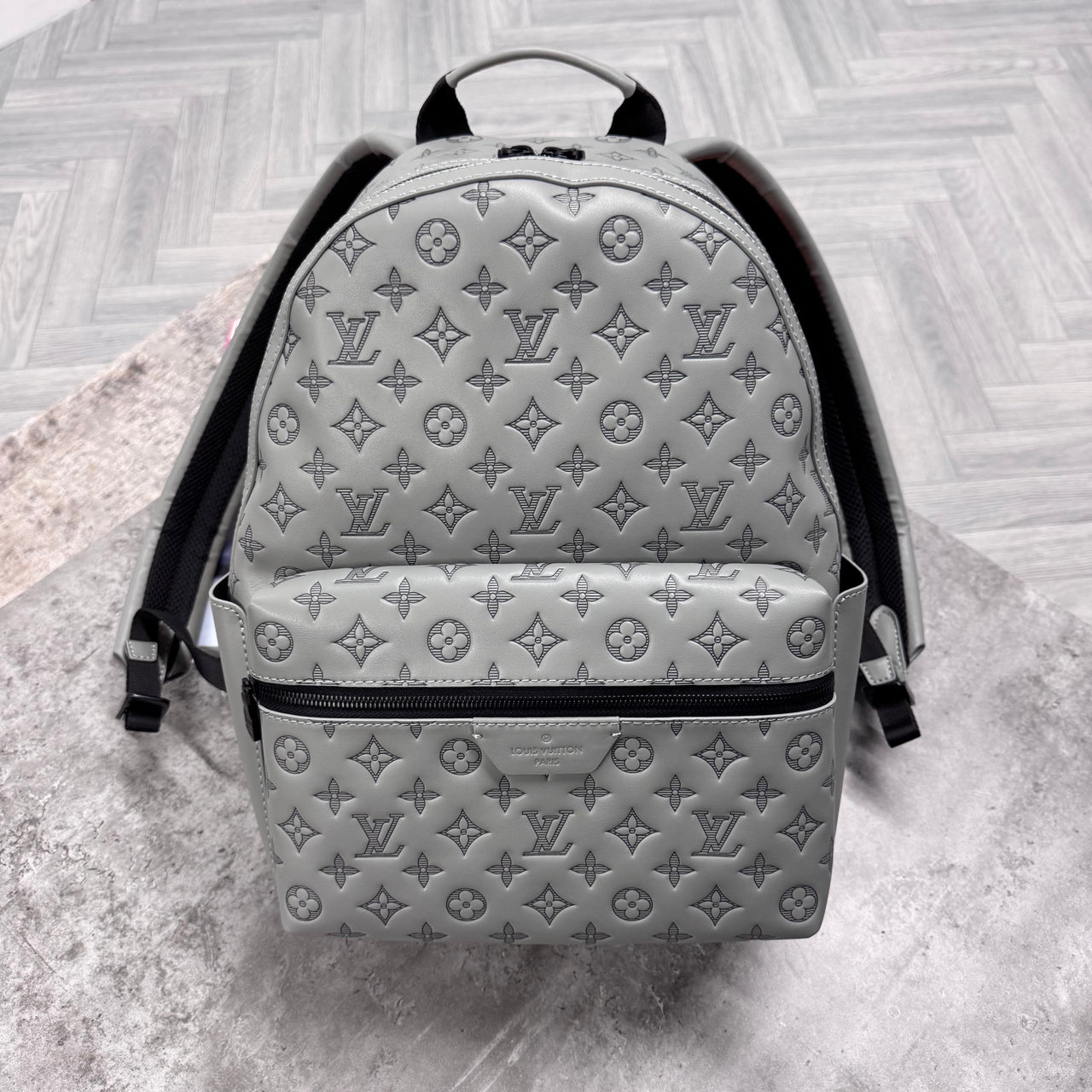 (PRE ORDER) LVE MONOGRAM BACKPACK - GREY